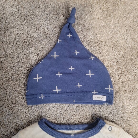BRAND NEW! Tahari Baby Set- Size 3-6 Months - Picture 4 of 6